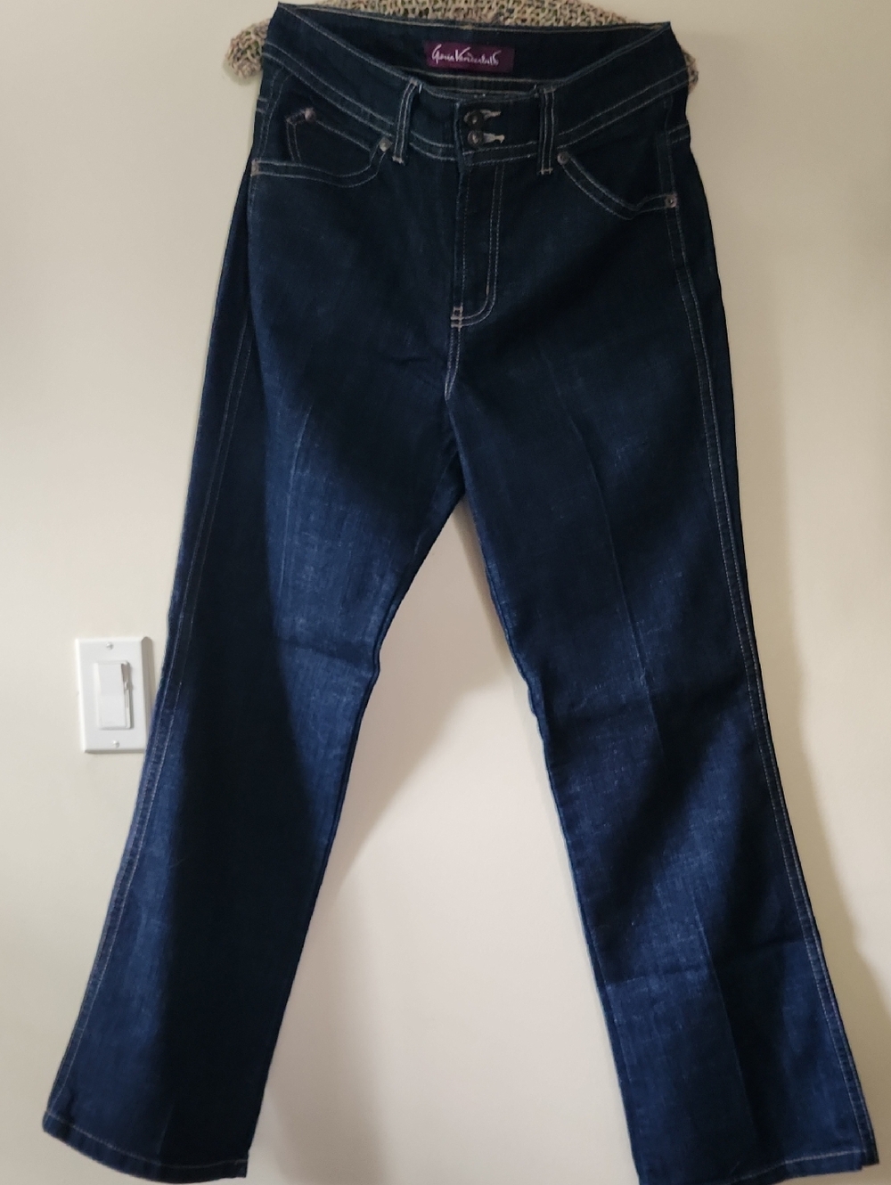 Gloria Vanderbilt Deep Blue Denim Jeans with Purple Label